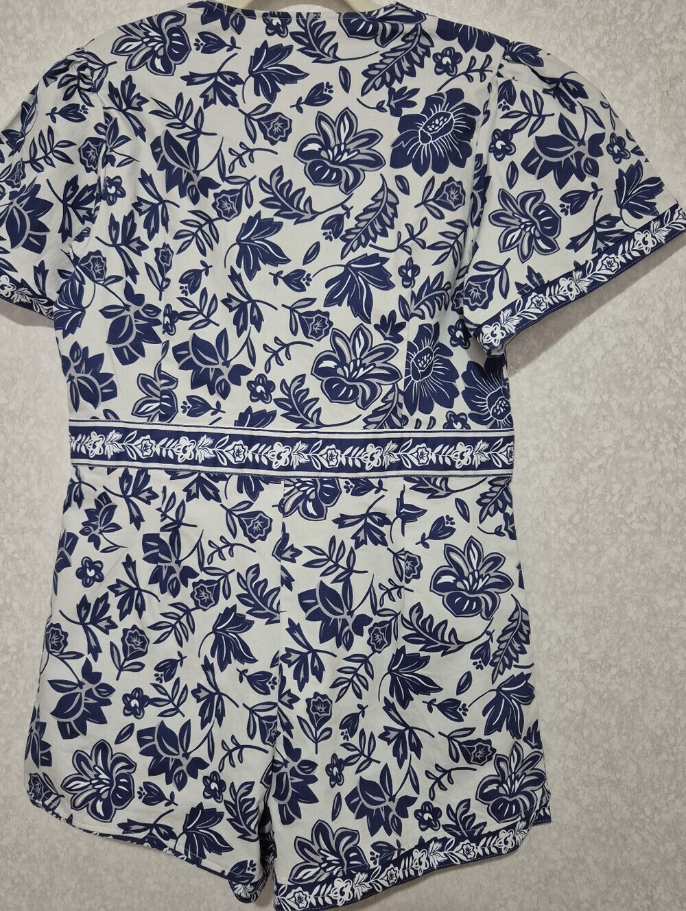 Baltic Born Navy and White Floral V-Neck Short Romper..Size:XL - Picture 13 of 16